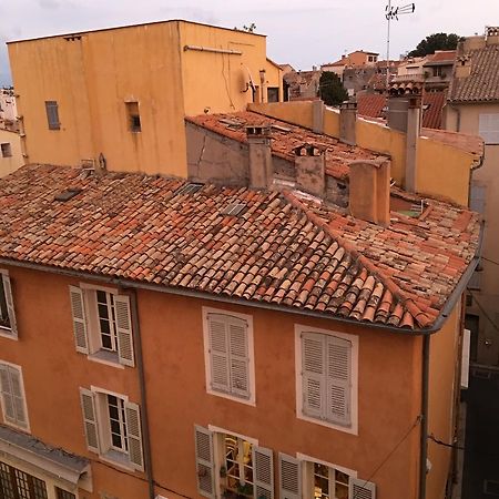 Apartmán Light Filled Penthouse In Old Antibes. Heart Of The Riviera Exteriér fotografie